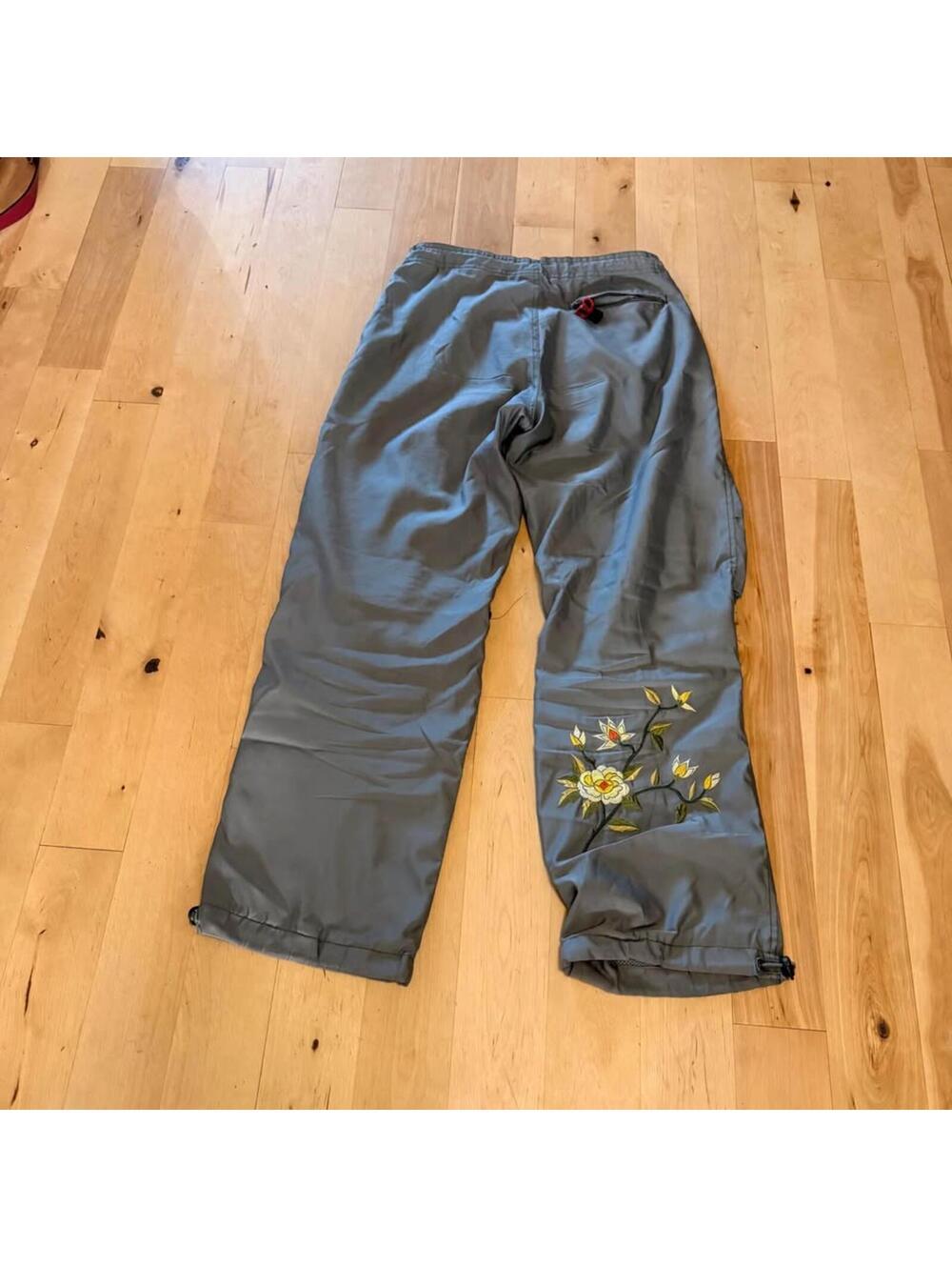 Gap Y2K Satin-like Embroidered Cargo Pants Women's S Convertible Length